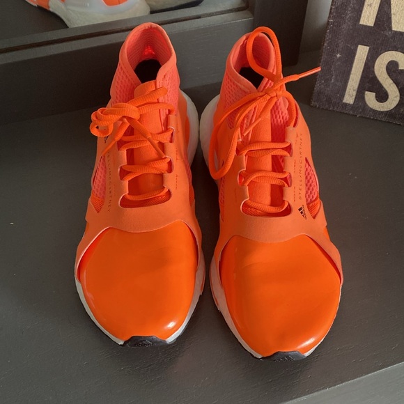 Adidas Ultra Boost 21
Stella McCartney - Picture 2 of 6